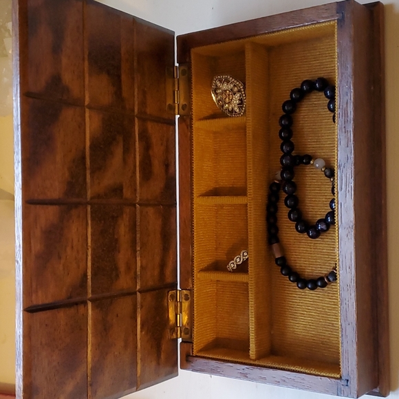 Vintage Other - Vintage jewelry box